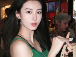 <strong>微信</strong>头像佛系禅意女生手串(<strong>微信</strong>头像女生手串佛系禅意)