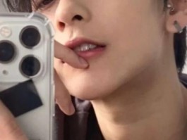 <strong>男</strong>生冷酷帅气头像带刀(冷峻刀锋头像<strong>男</strong>神)